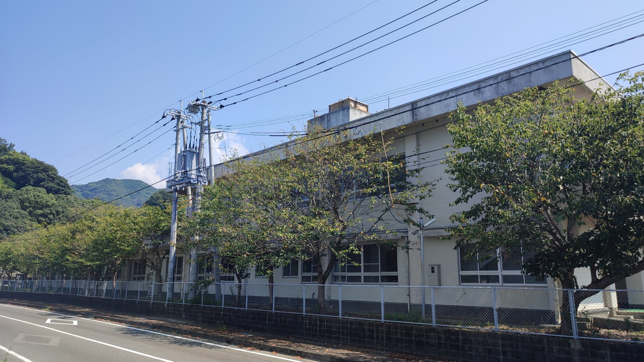 海浦（うみのうら）小学校跡 の史跡