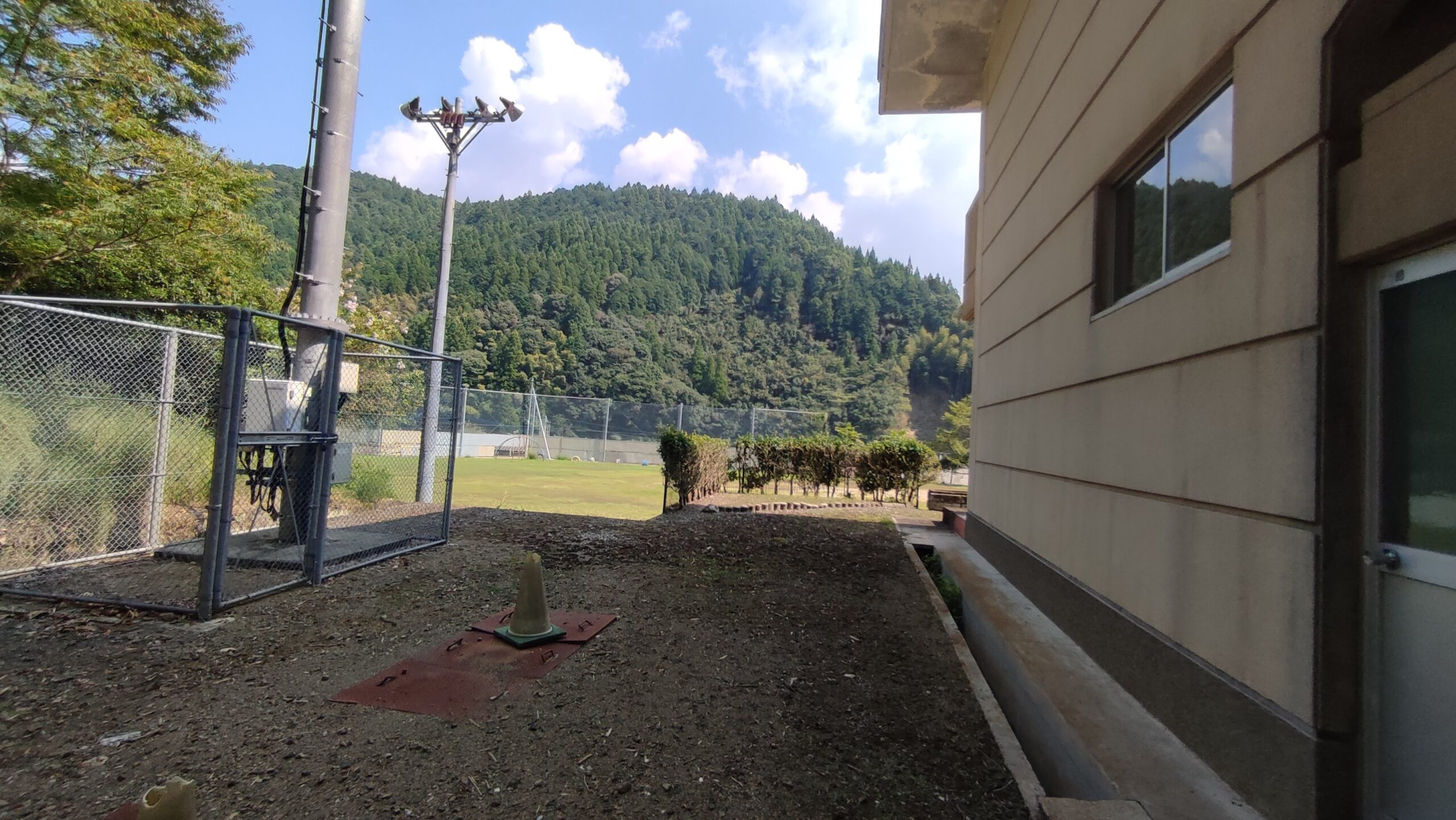 大岩（おおいわ）小学校跡 の史跡