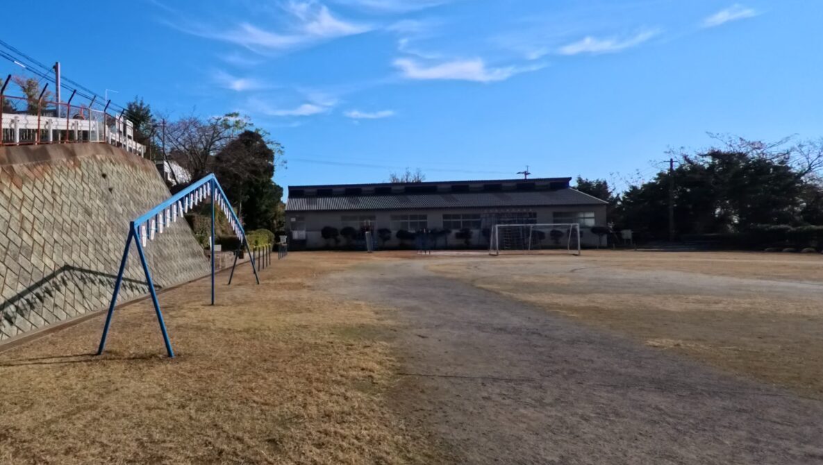 鹿児島市立東桜島小学校の校舎