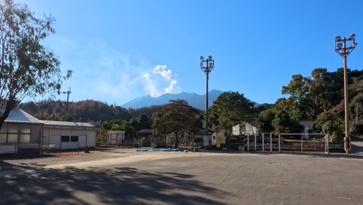 鹿児島市立黒神小学校の校舎