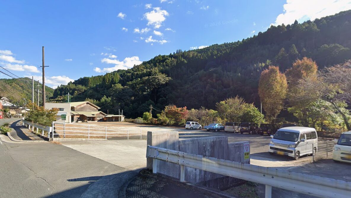 八女市立笠原小学校の校舎