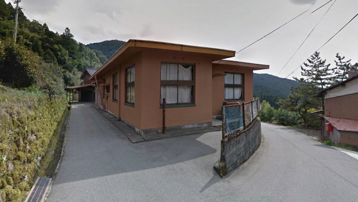 椋谷小学校古塚分校の校舎