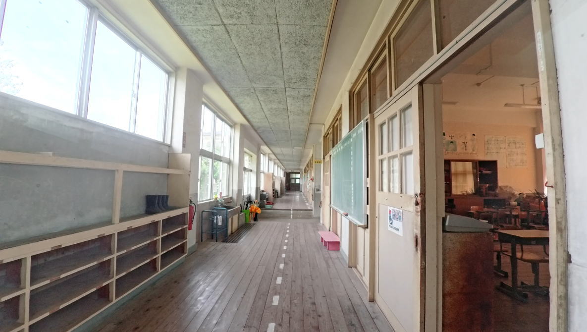 霧島市立三体小学校の校舎