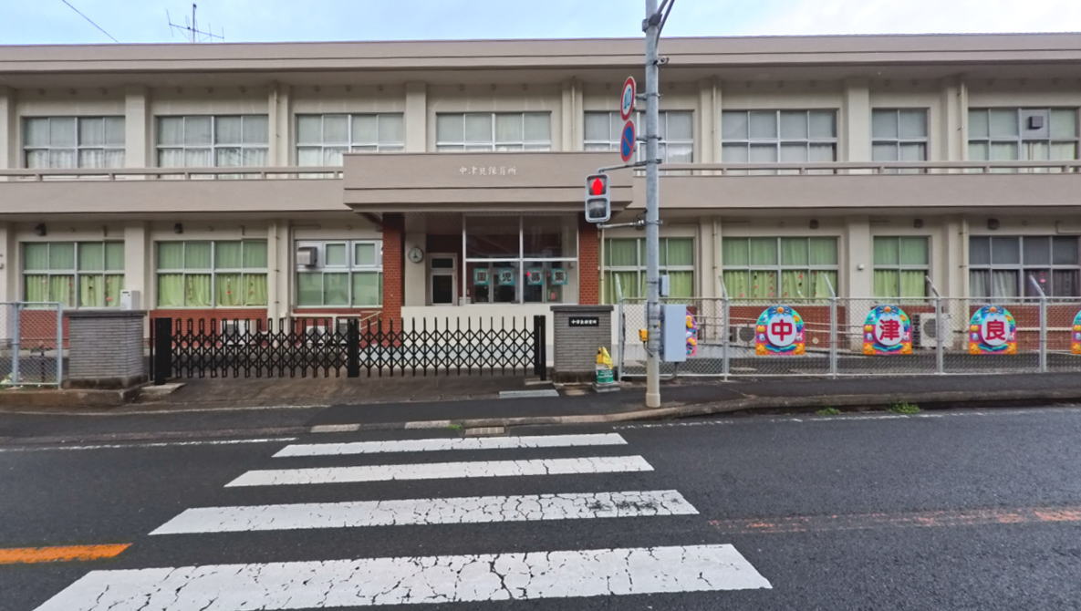 平戸市立中津良小学校の校舎