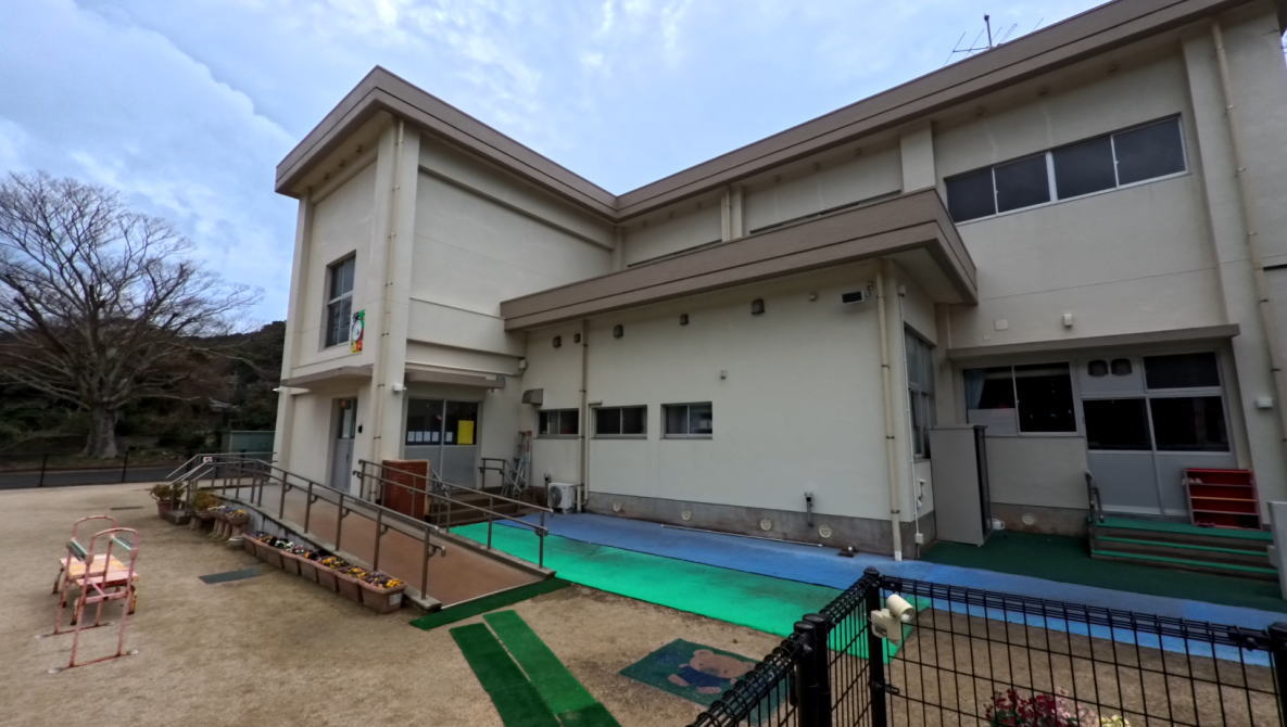 平戸市立中津良小学校の校舎