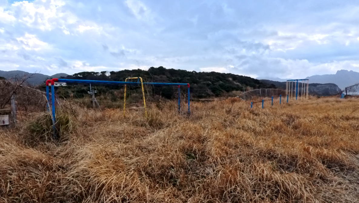 平戸市立堤小学校の校舎