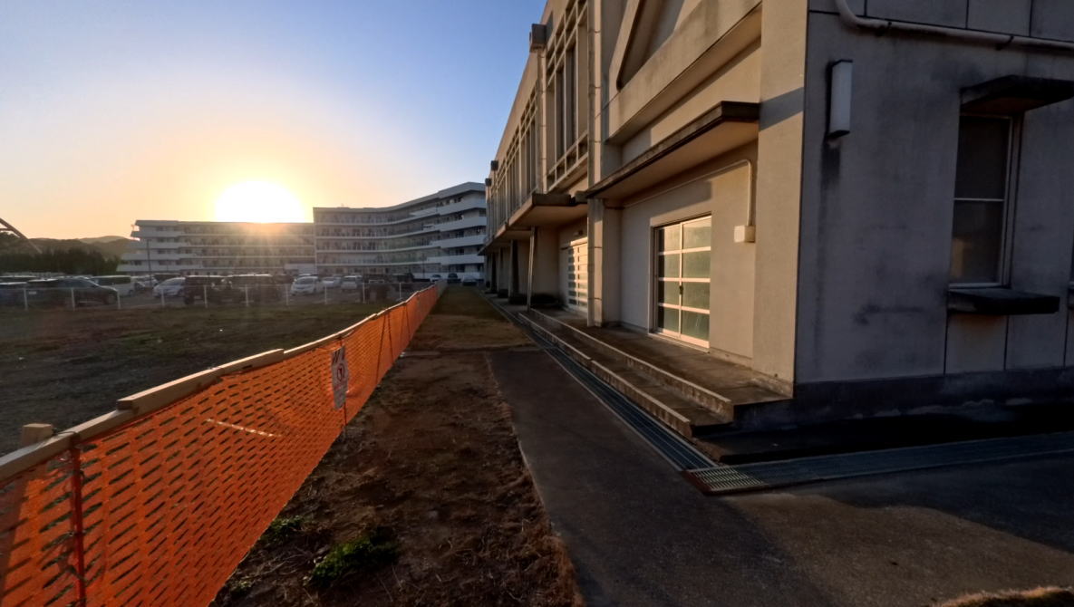 西海市立大島中学校の校舎